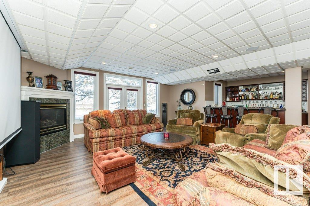 9610 167 ST SW SW, Edmonton