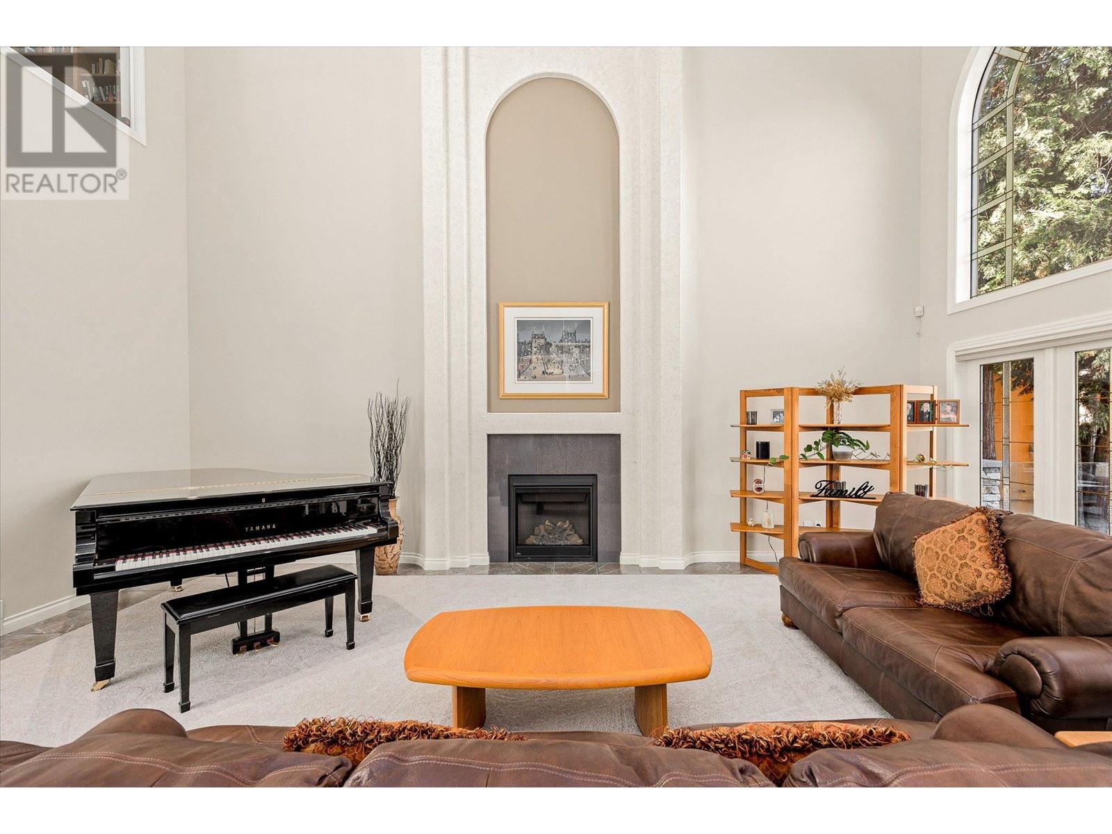  4382 Hobson Road, Kelowna