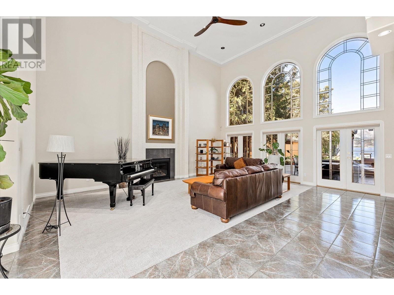  4382 Hobson Road, Kelowna