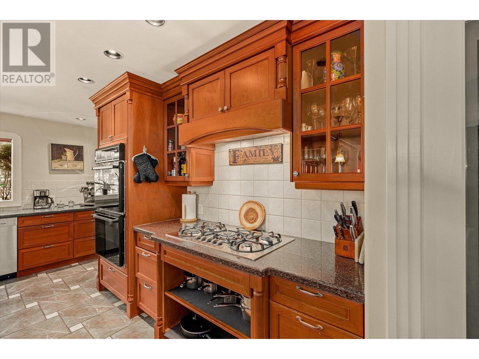  4382 Hobson Road, Kelowna