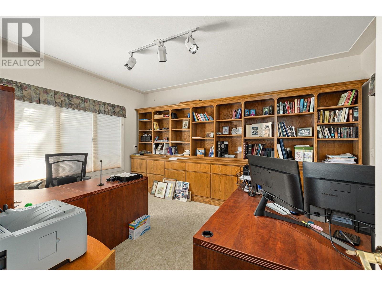  4382 Hobson Road, Kelowna