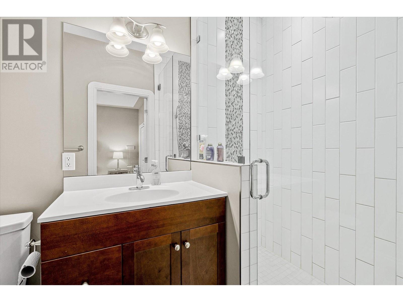  4382 Hobson Road, Kelowna