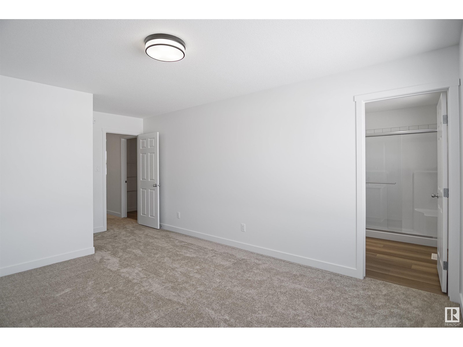 4668 177 AV NW, Edmonton