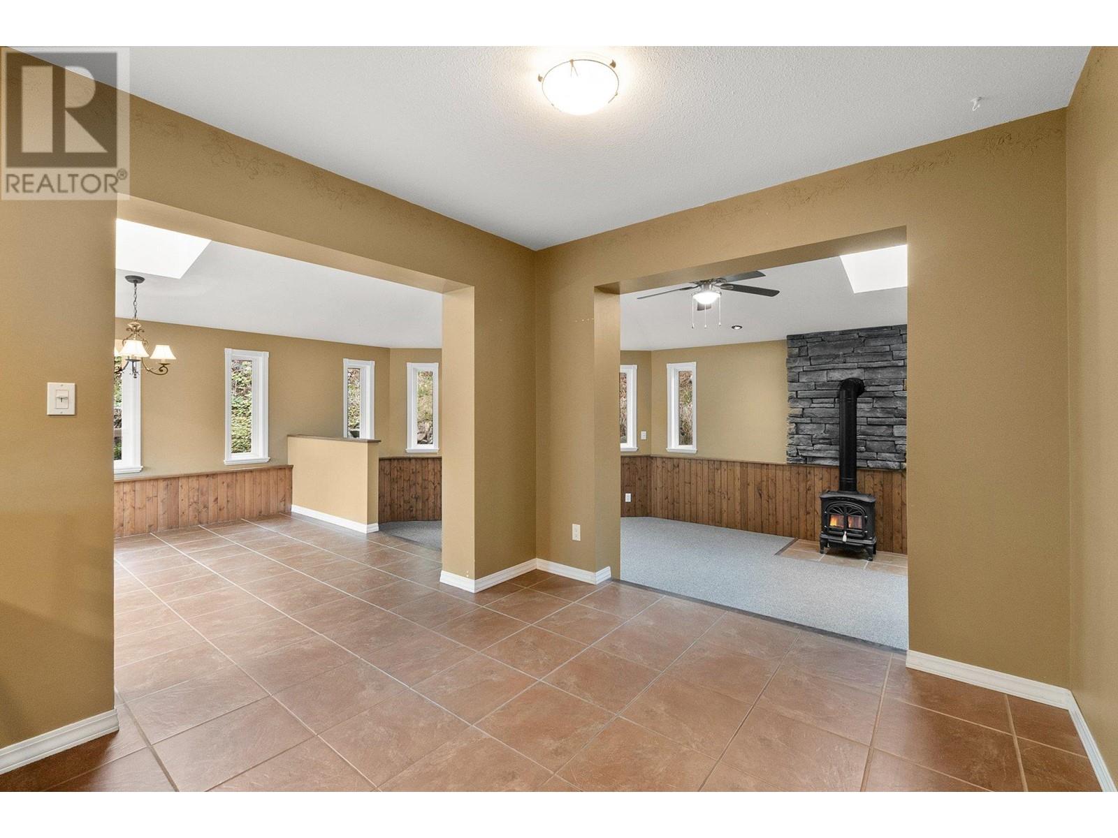3281 Juniper Drive, Naramata