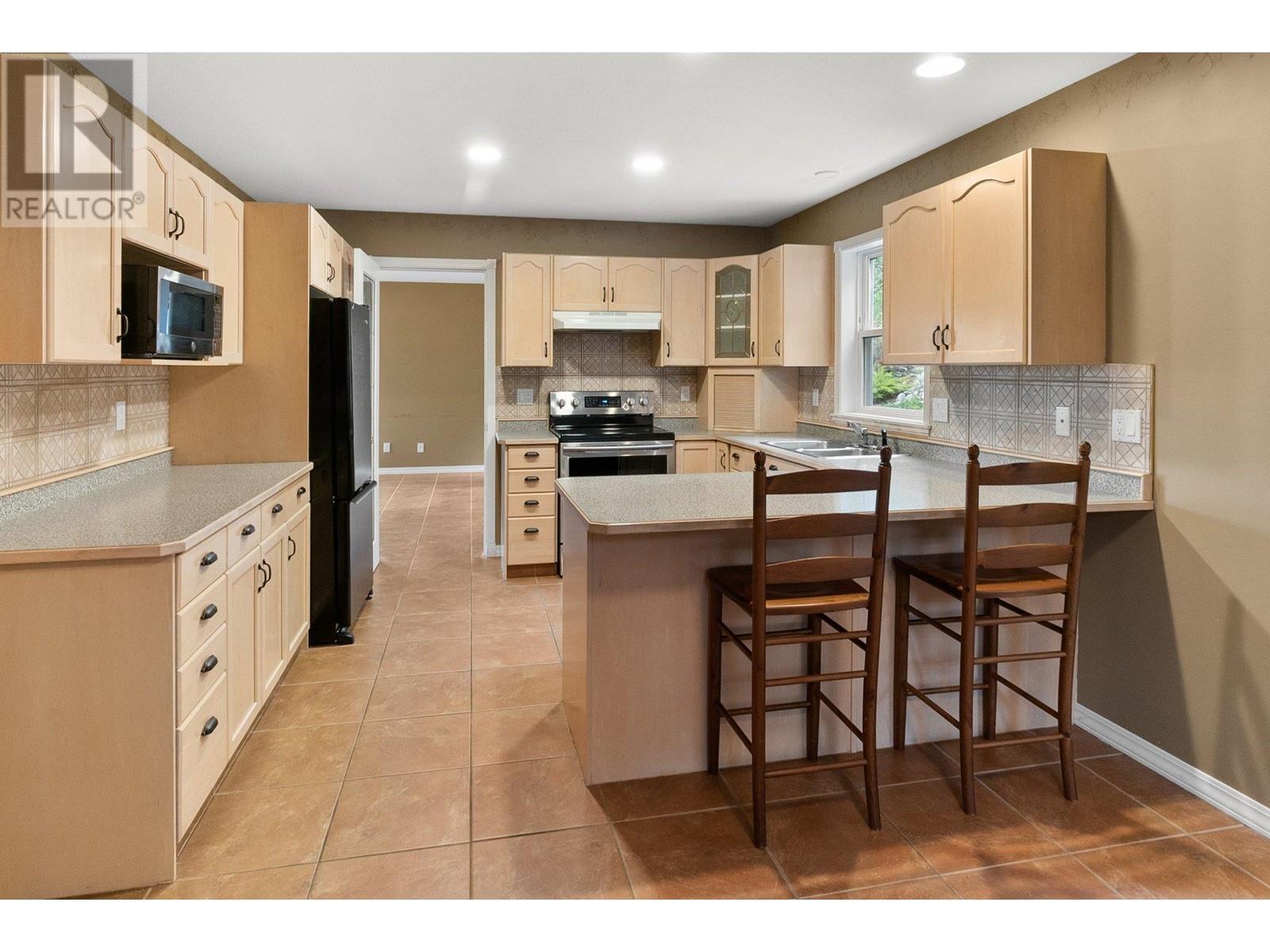 3281 Juniper Drive, Naramata