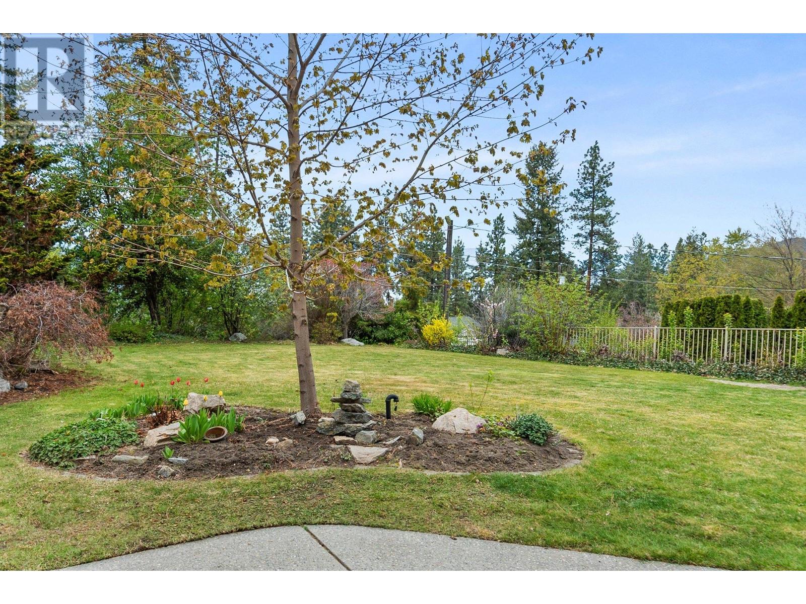3281 Juniper Drive, Naramata