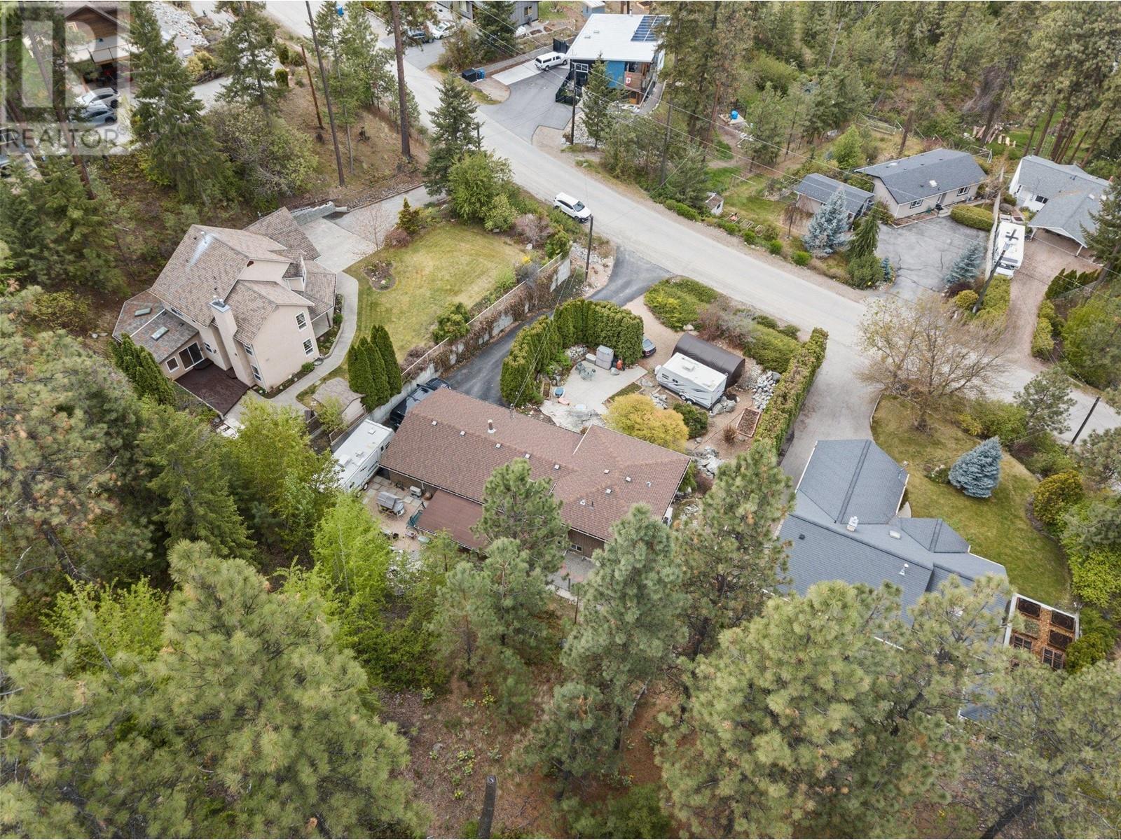 3281 Juniper Drive, Naramata