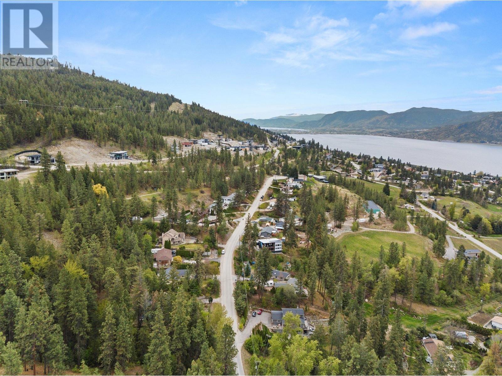 3281 Juniper Drive, Naramata