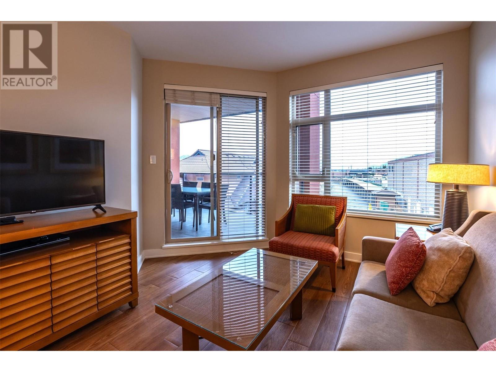 15 PARK Place Unit# 327, Osoyoos