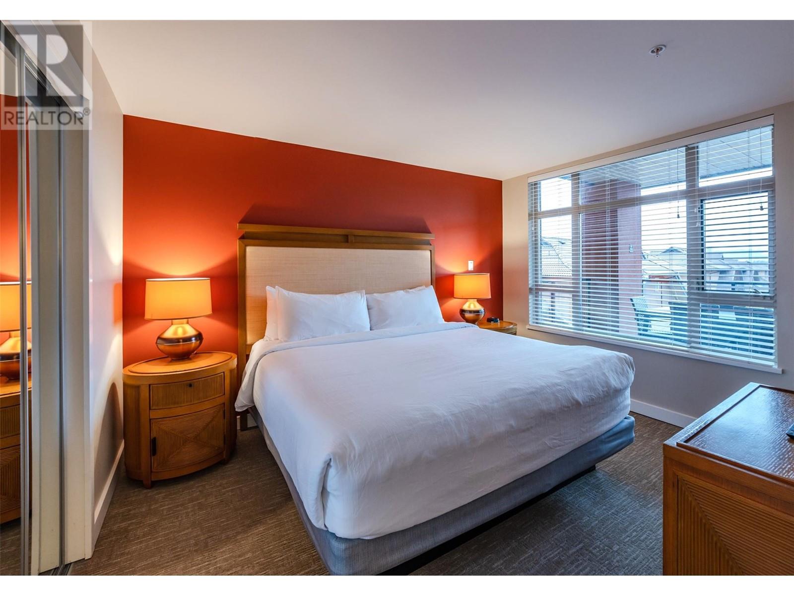 15 PARK Place Unit# 327, Osoyoos
