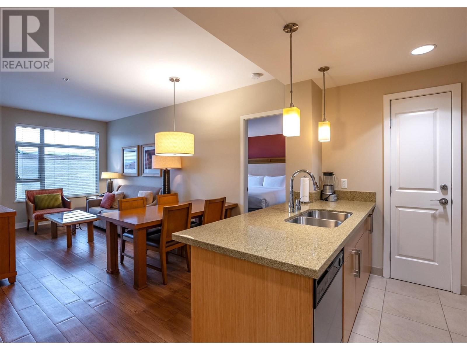 15 PARK Place Unit# 327, Osoyoos