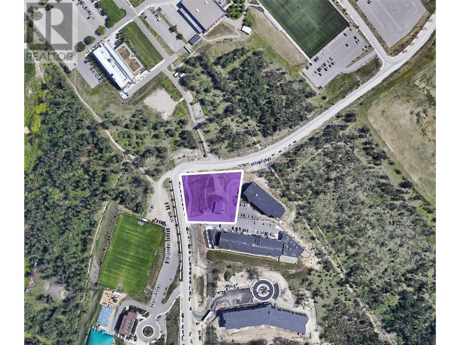 975 - 985 ACADEMY Way, Kelowna