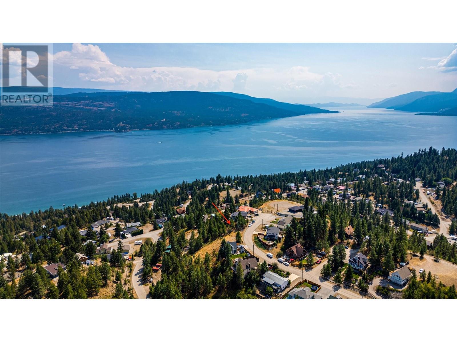  383 Lakewood Road, Vernon