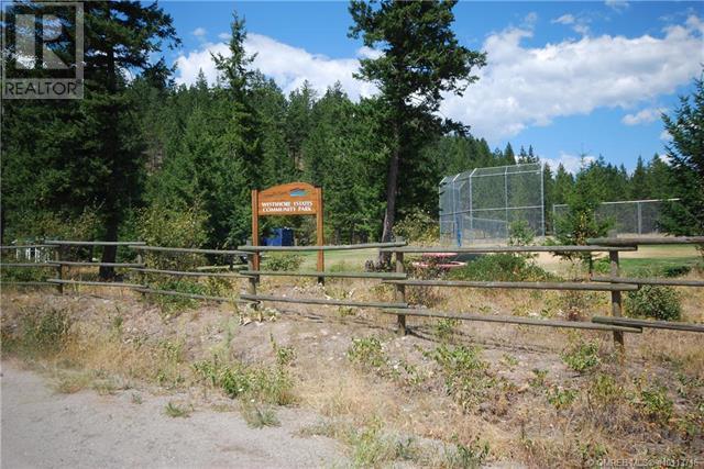  383 Lakewood Road, Vernon