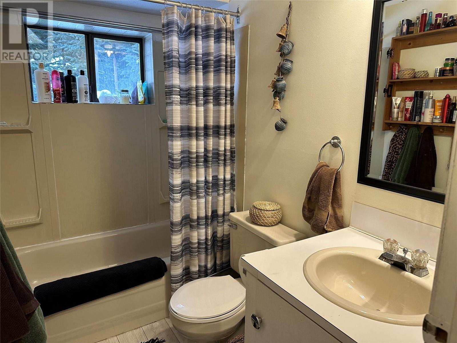 145 WHITETAIL Road, Penticton