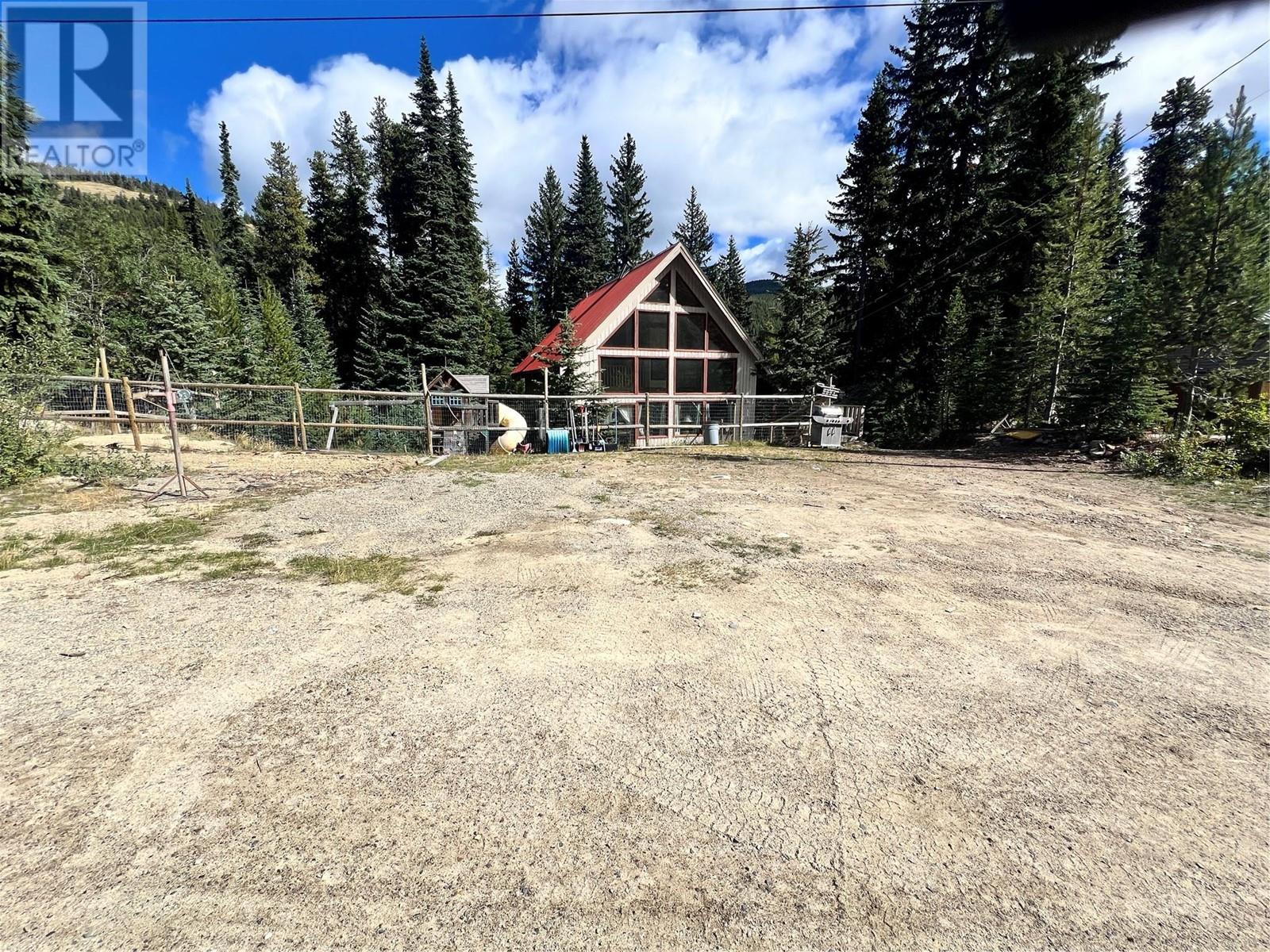 145 WHITETAIL Road, Penticton