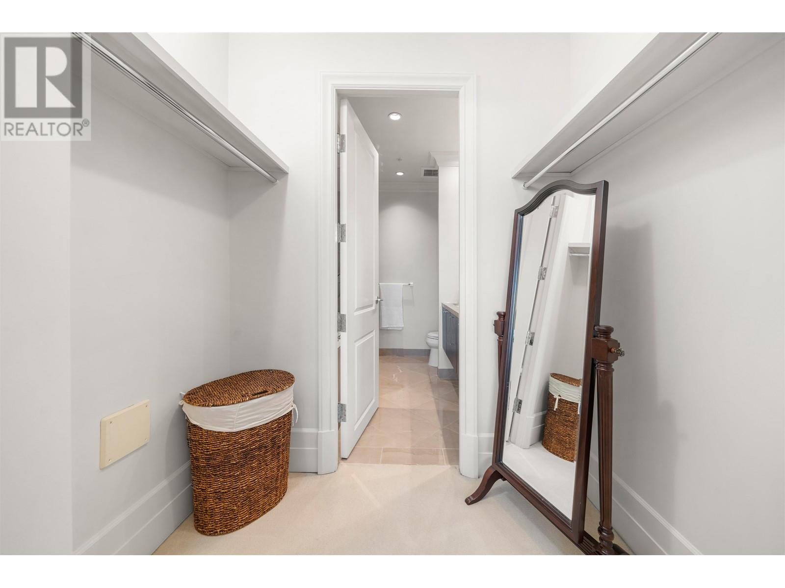 402 568 WATERS EDGE CRESCENT, West Vancouver real estate listing R2949711