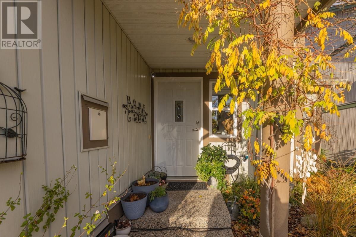 53 735 PARK ROAD, Gibsons