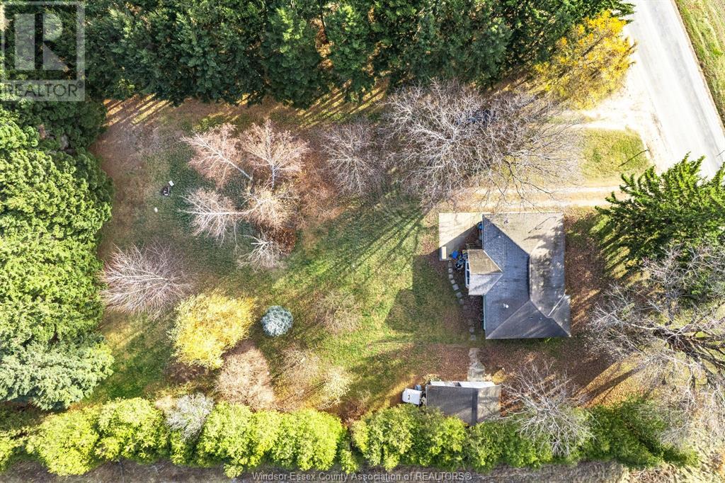 Photo 3 of 713 Mersea Rd 4, Leamington ON