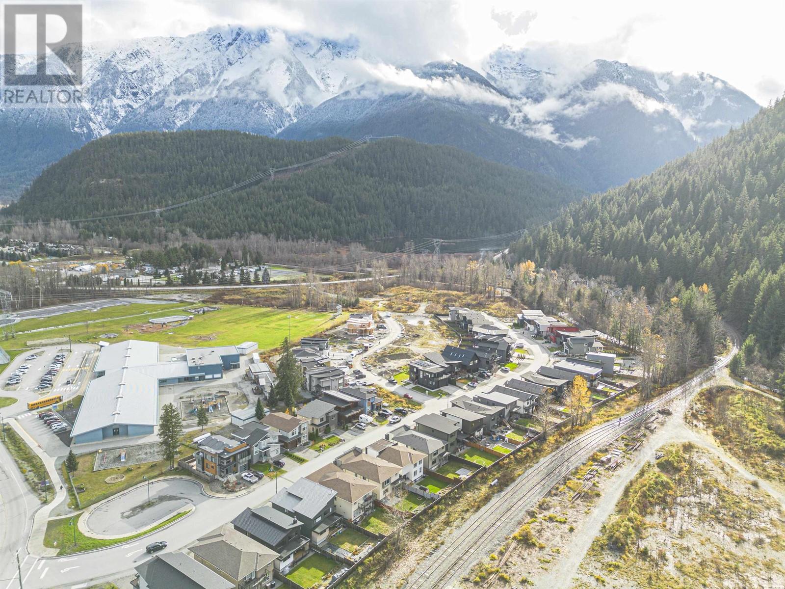 1014 PHARE CRESCENT, Pemberton