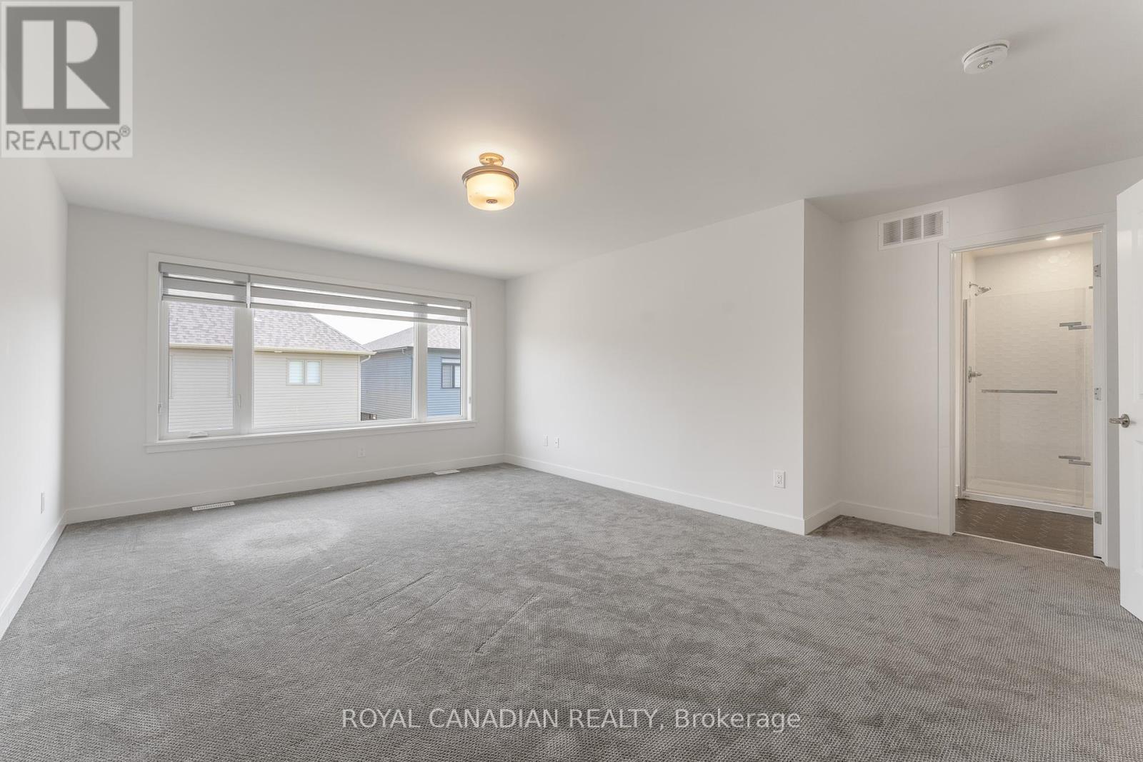 Photo 36 of 92 Big Dipper Street, Ottawa ON