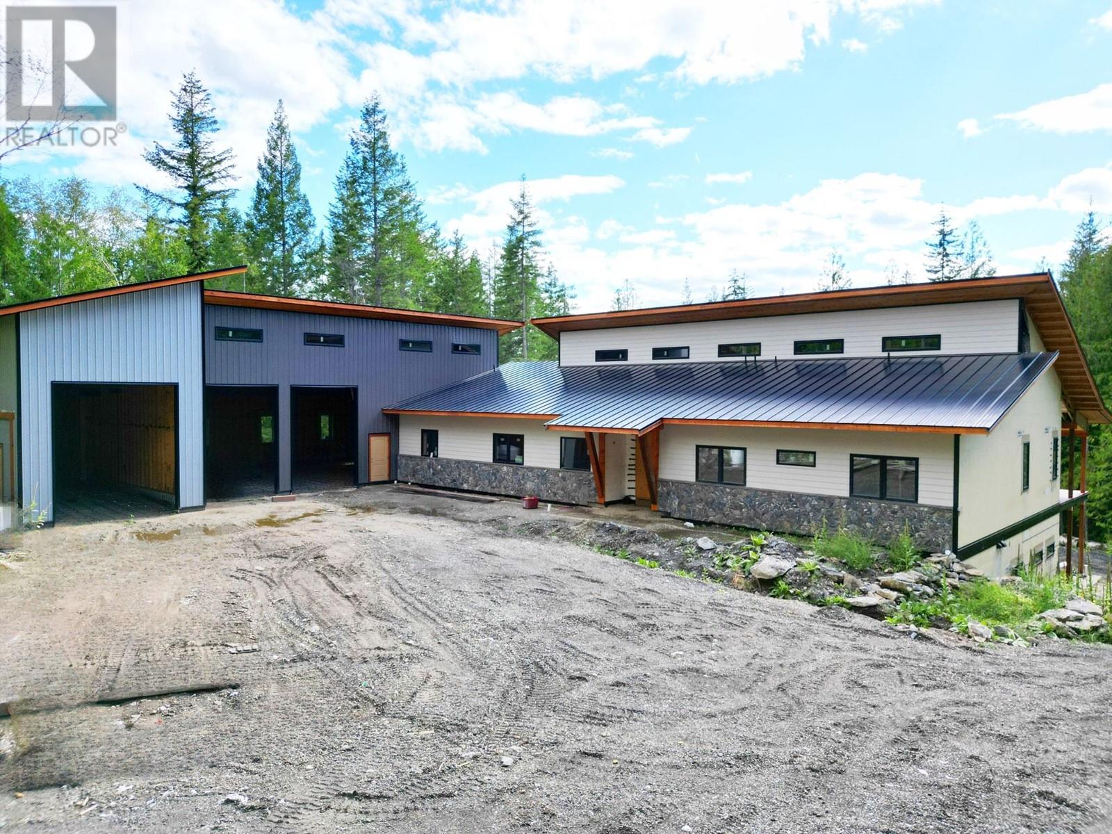 40 Lidstone Road, Salmon Arm