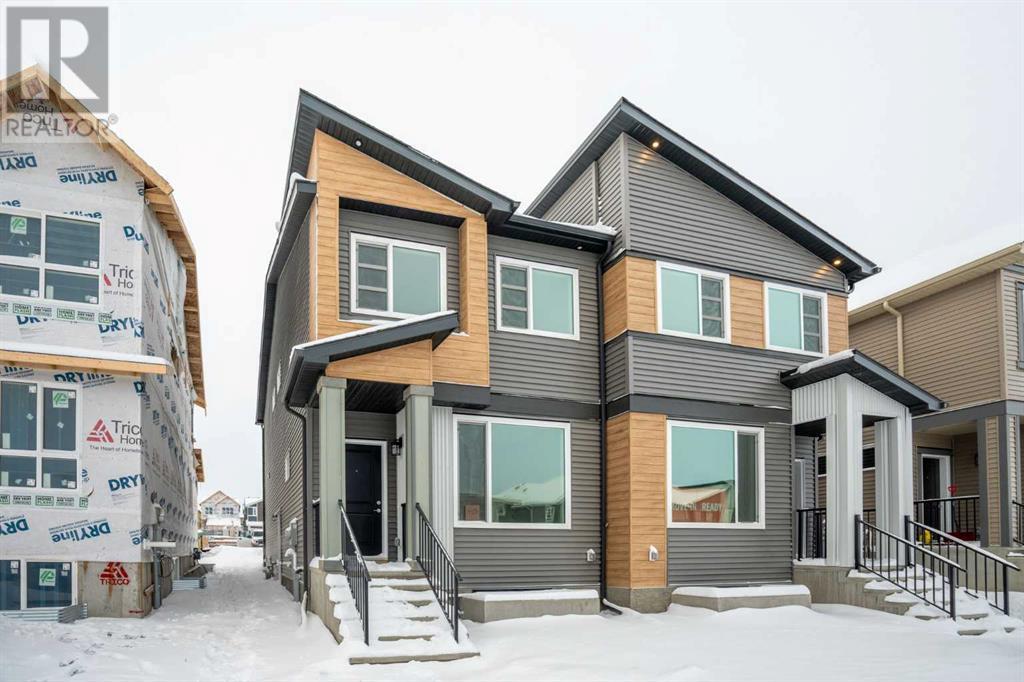 Single Family House for Sale in  Tekarra Drive NW Glacier Ridge Calgary 