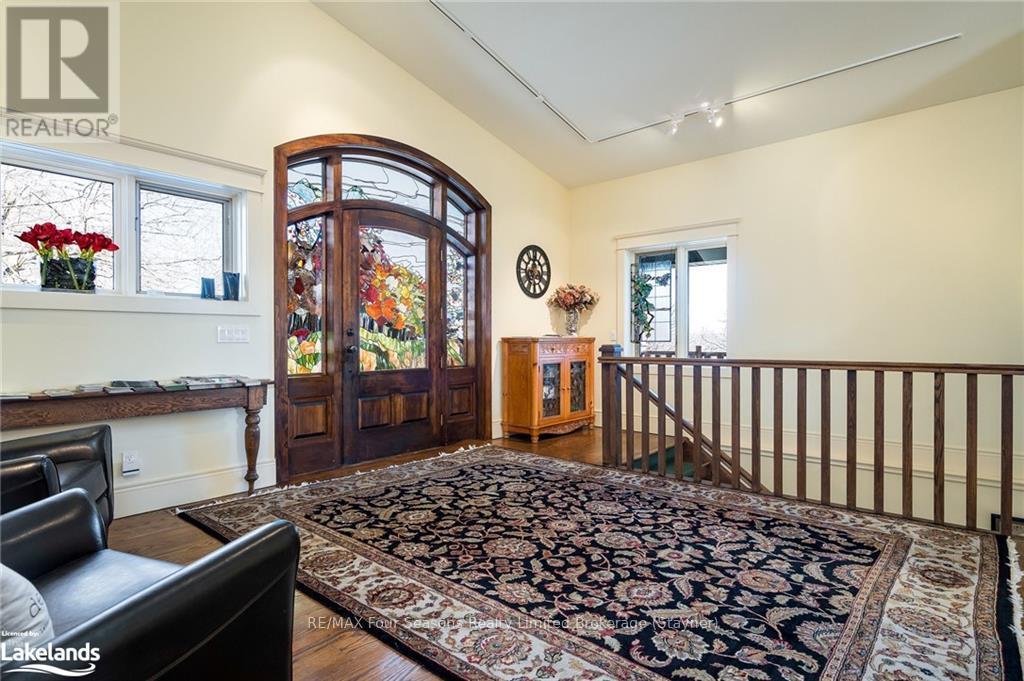 Photo 11 of 1651 County Road 124, Clearview ON