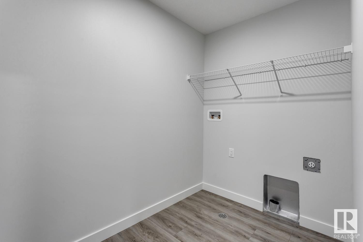 1237 16A AV NW, Edmonton
