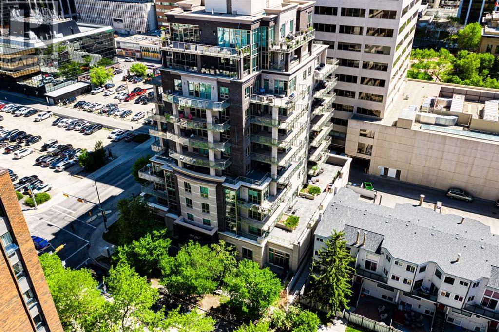 Single Family House High rise for Sale in    Avenue SW Eau Claire Calgary 