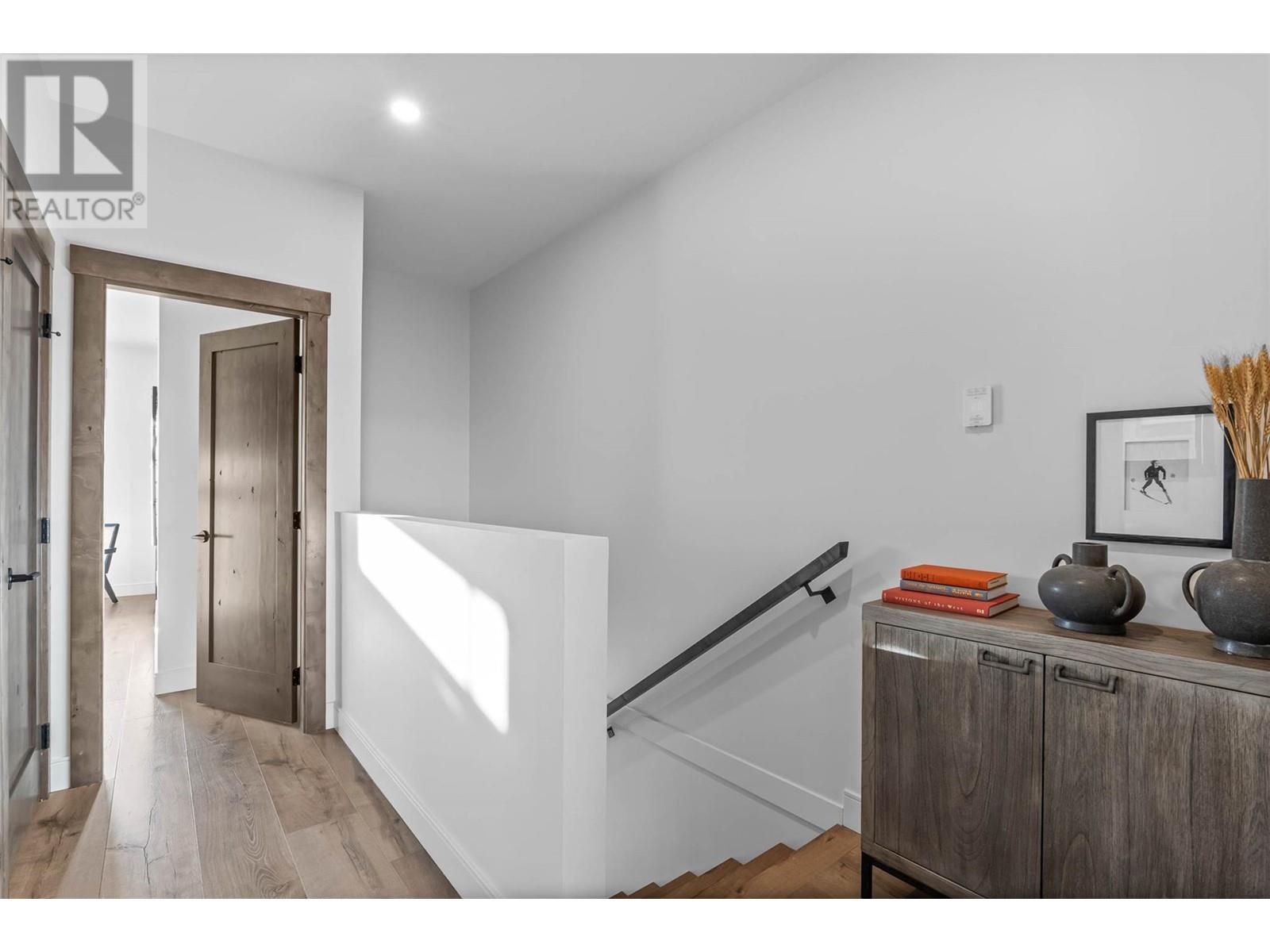 7000 MCGILLIVRAY LAKE Drive Unit# 7, Sun Peaks