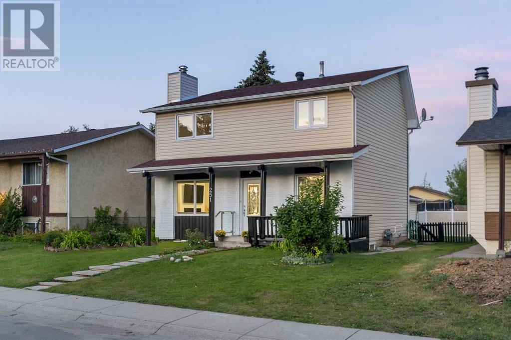 Single Family House for Sale in  Rundlecairn Road NE Rundle Calgary 