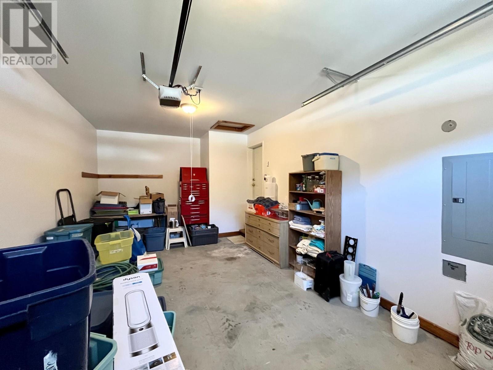 811 KILDARE Street - 38