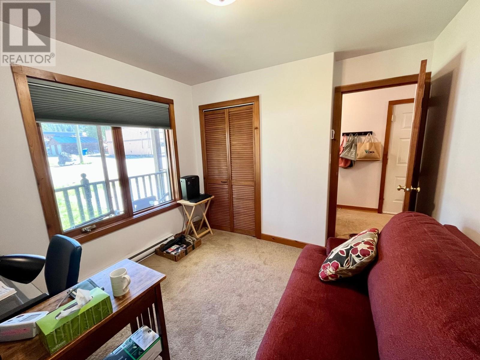 811 KILDARE Street - 35