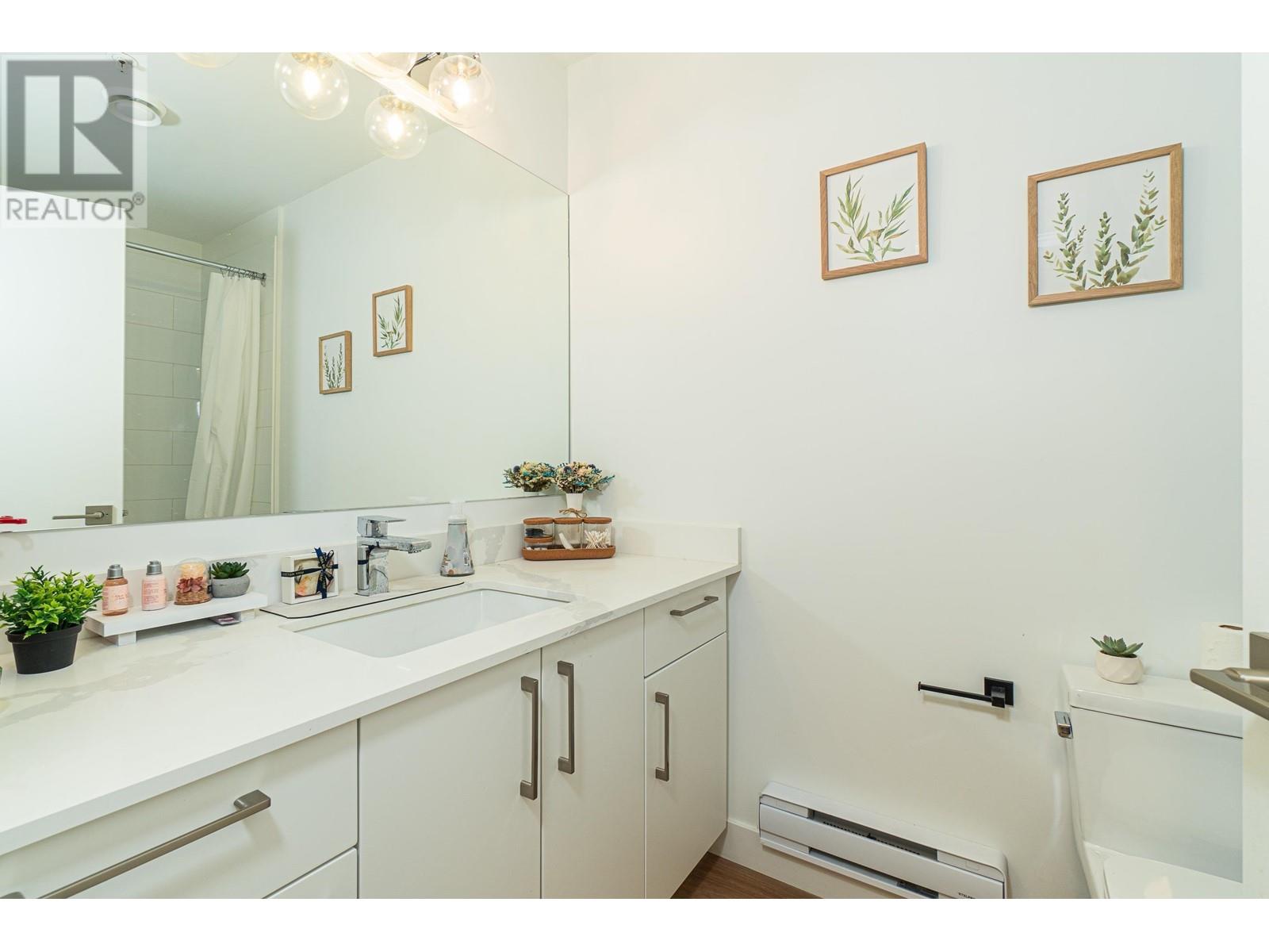 501 2331 KELLY AVENUE, Port Coquitlam real estate listing R2950136