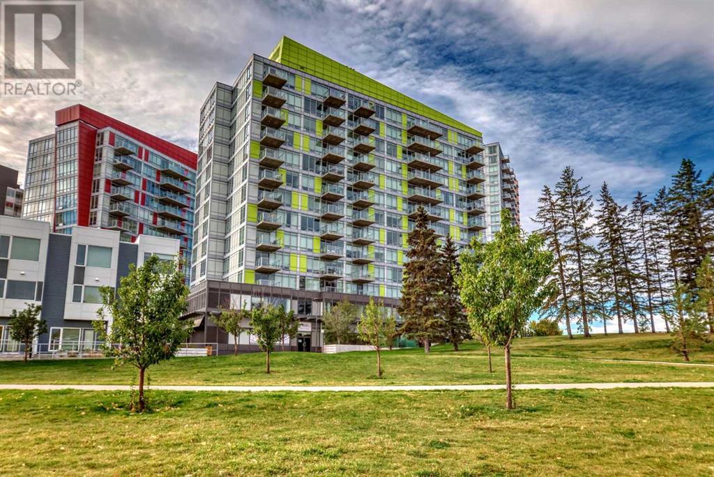 Single Family House High rise for Sale in   Brentwood Common NW Brentwood Calgary 