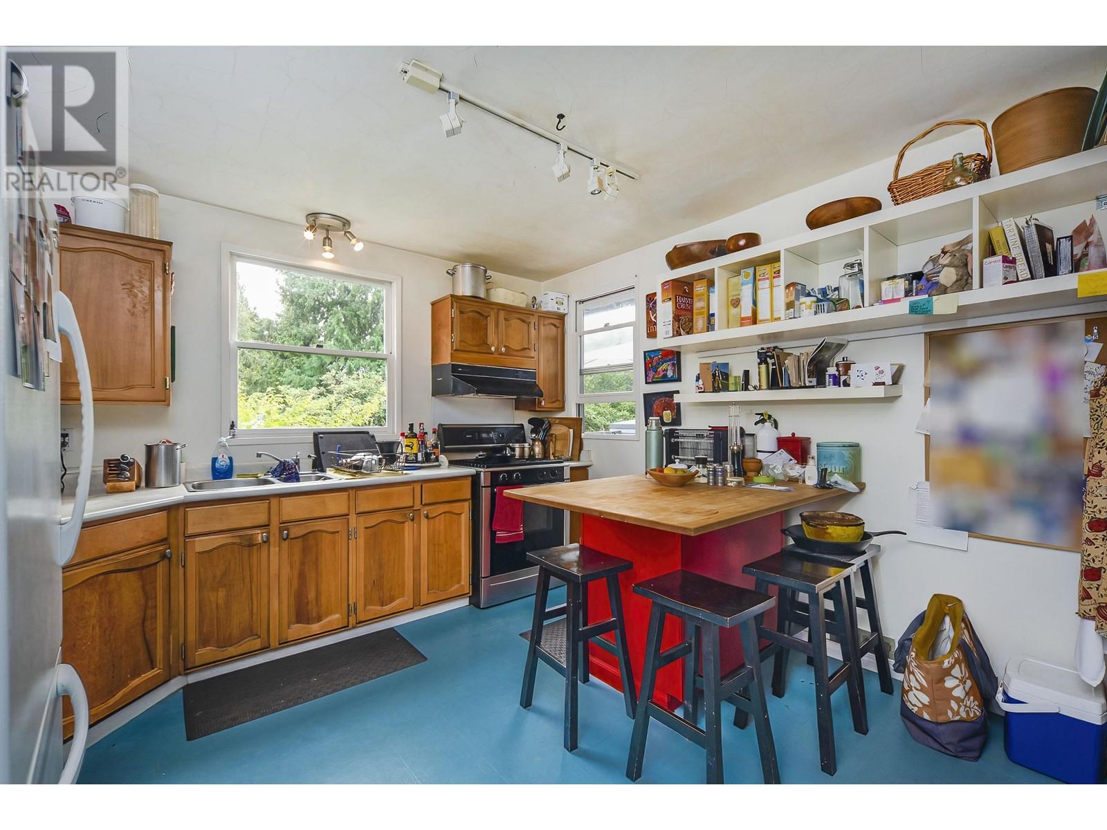 1449 MATHERS AVENUE, West Vancouver real estate listing R2938025