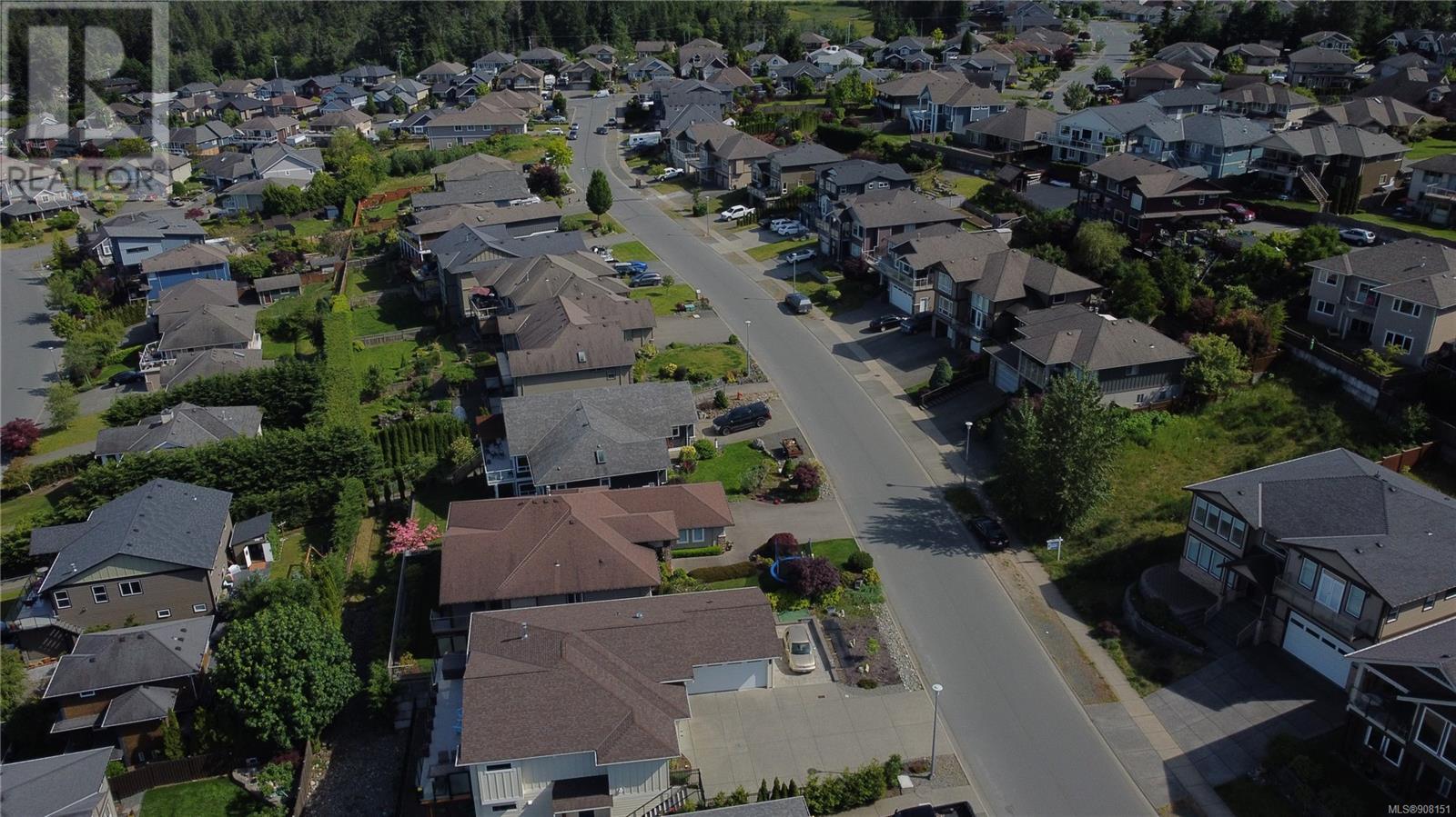 678 Mariner Dr, Campbell River real estate listing 908151