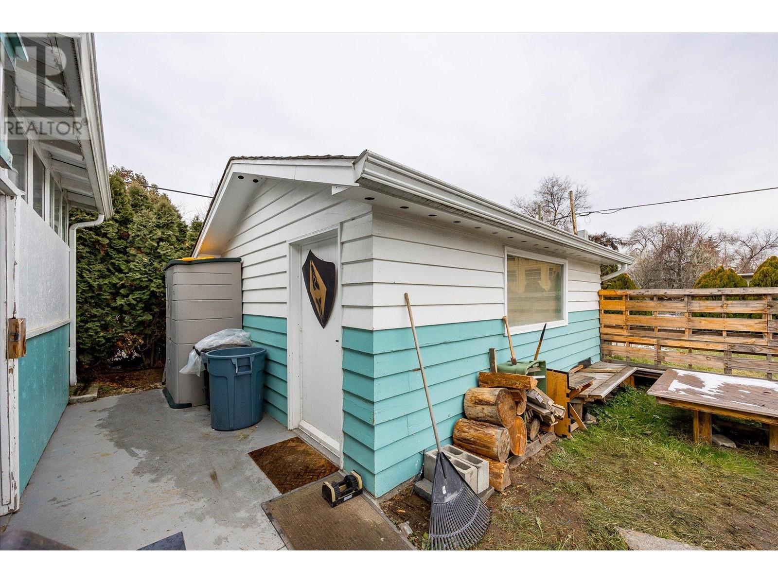  450 McDonald Road, Kelowna
