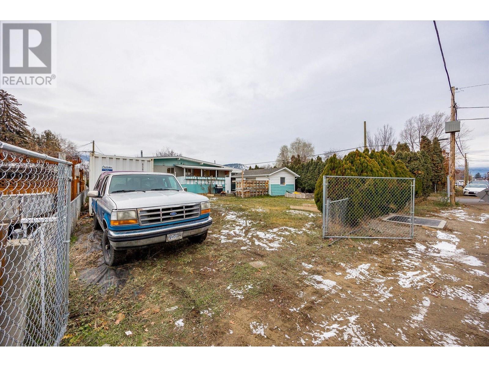  450 McDonald Road, Kelowna