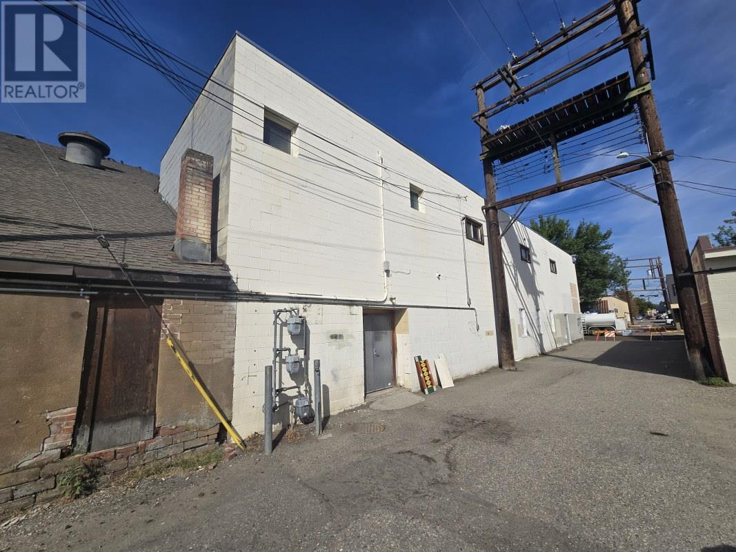 2906-2916 30th Avenue, Vernon