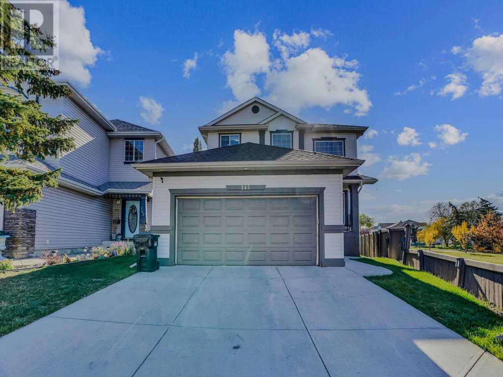 Single Family House for Sale in  Coral Springs Close NE Coral Springs Calgary 