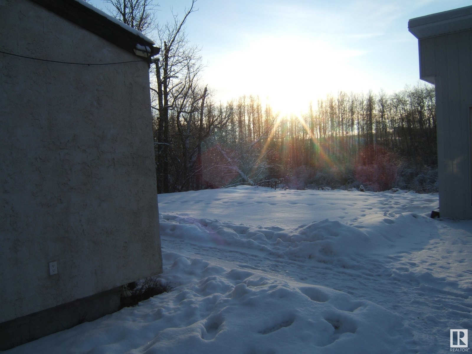 Photo 59 of 4901 47 Av, Myrnam AB
