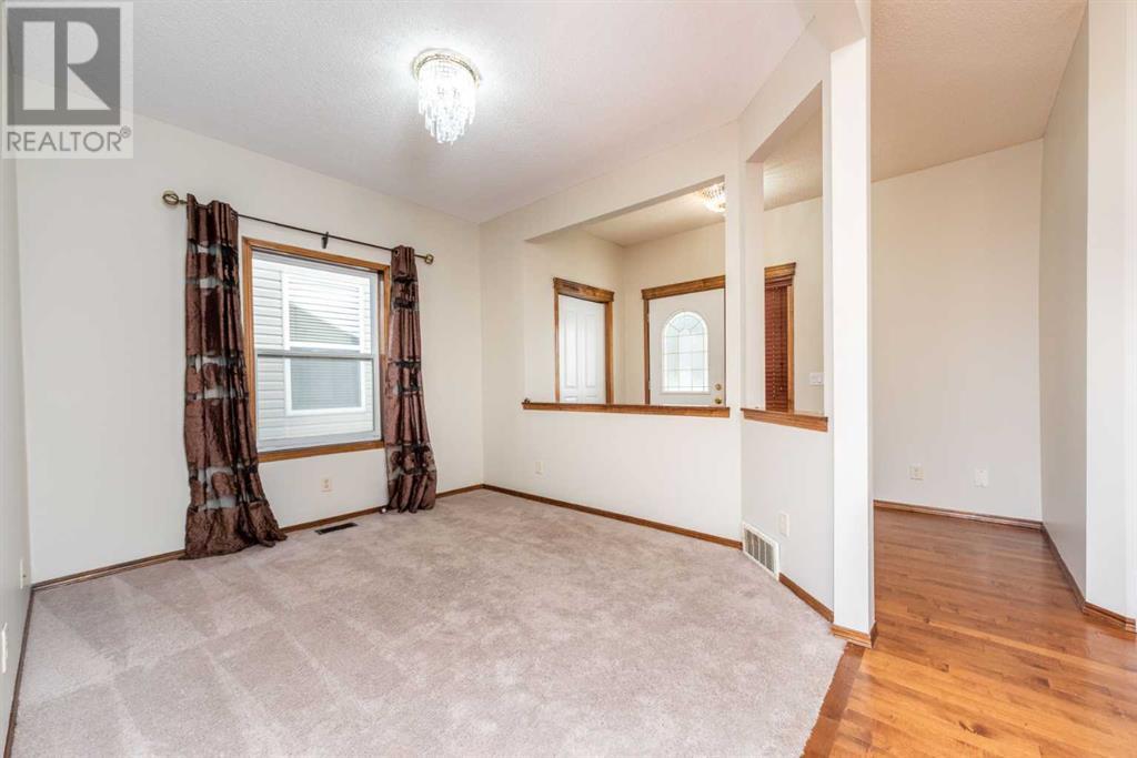 Single Family House for Sale in  Panamount Street NW Panorama Hills Calgary 