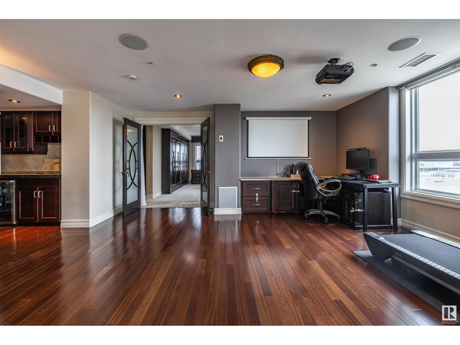 #1801 9939 109 ST NW - 19