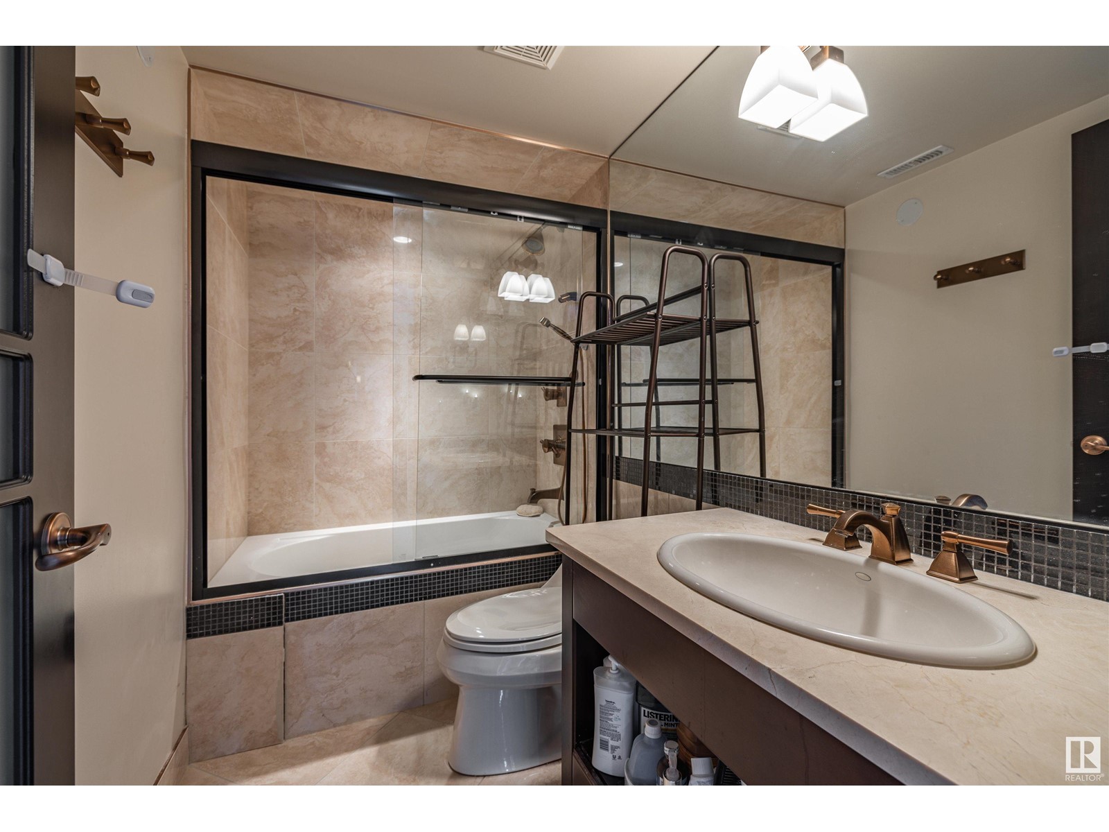 #1801 9939 109 ST NW - 12
