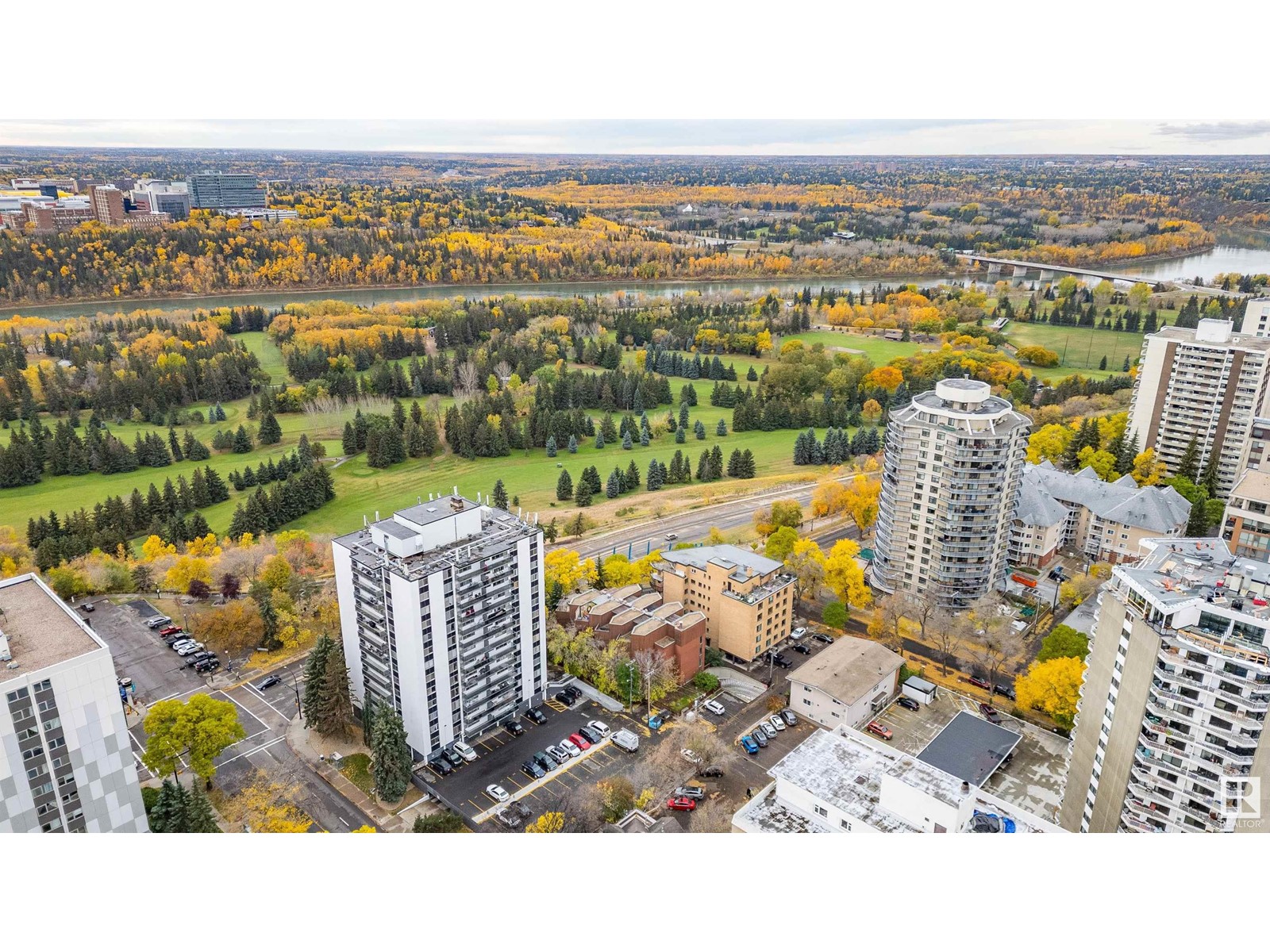 #423 11618 100 AV NW, Edmonton