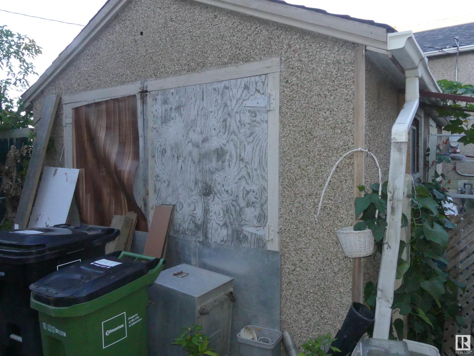 10894 98 ST NW NW, Edmonton