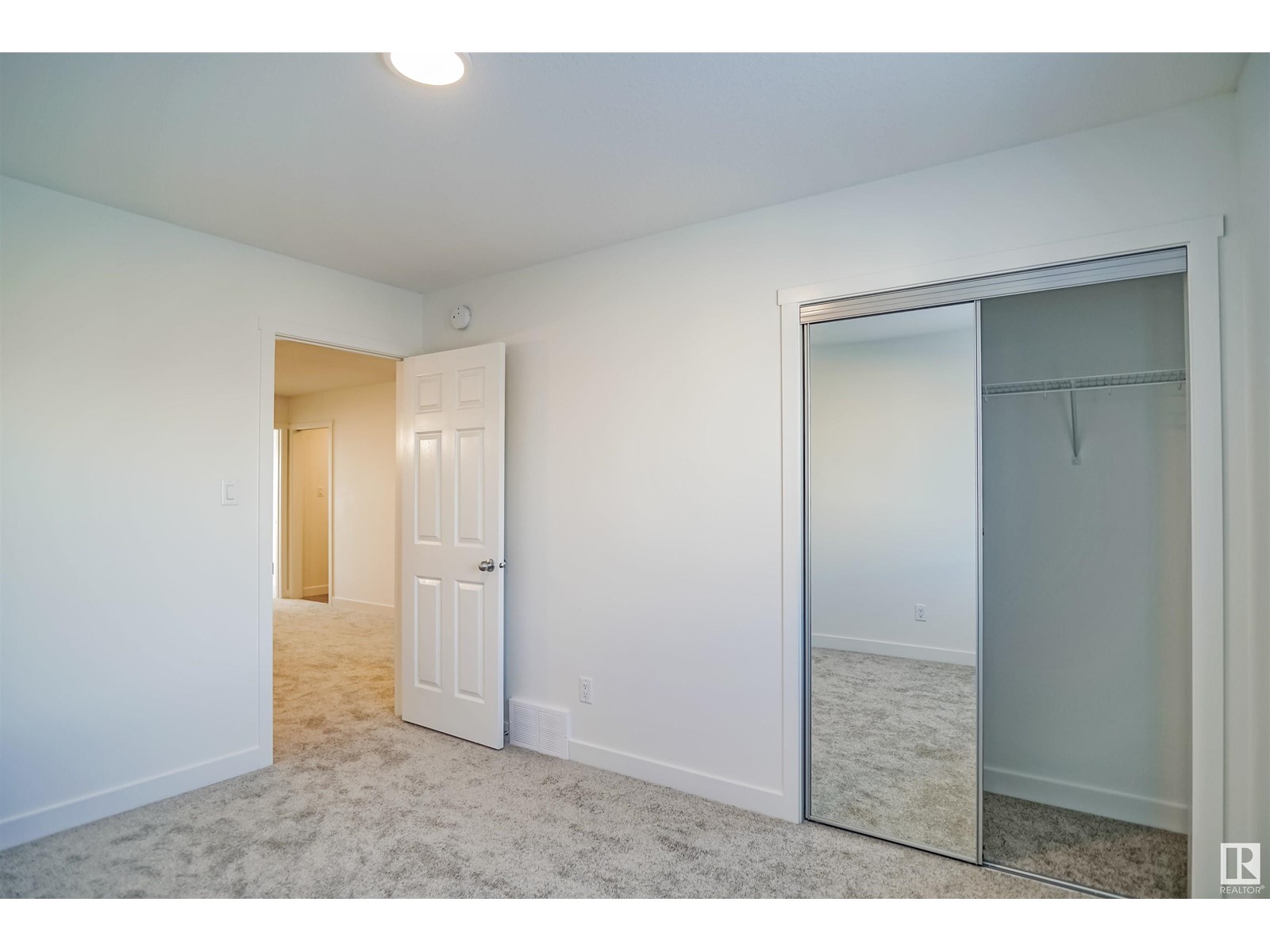 17345 6A ST NE, Edmonton