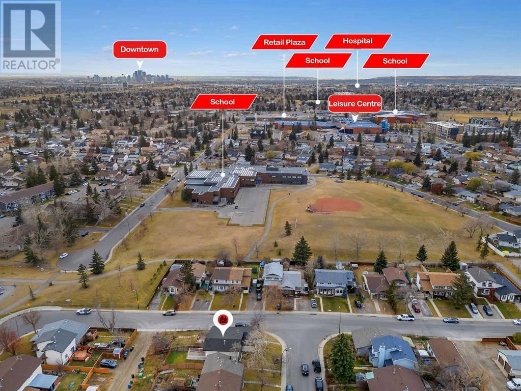 Single Family House for Sale in  Pineson Place NE Pineridge Calgary 